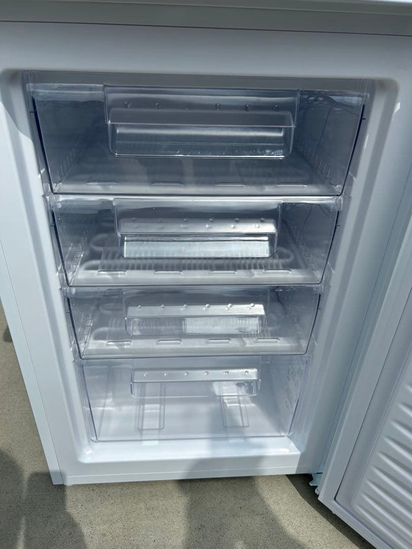 美品　YAMAZEN 冷凍庫 YF-U91　2023年製