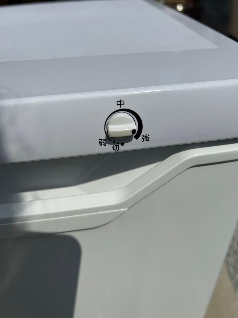 美品　YAMAZEN 冷凍庫 YF-U91　2023年製