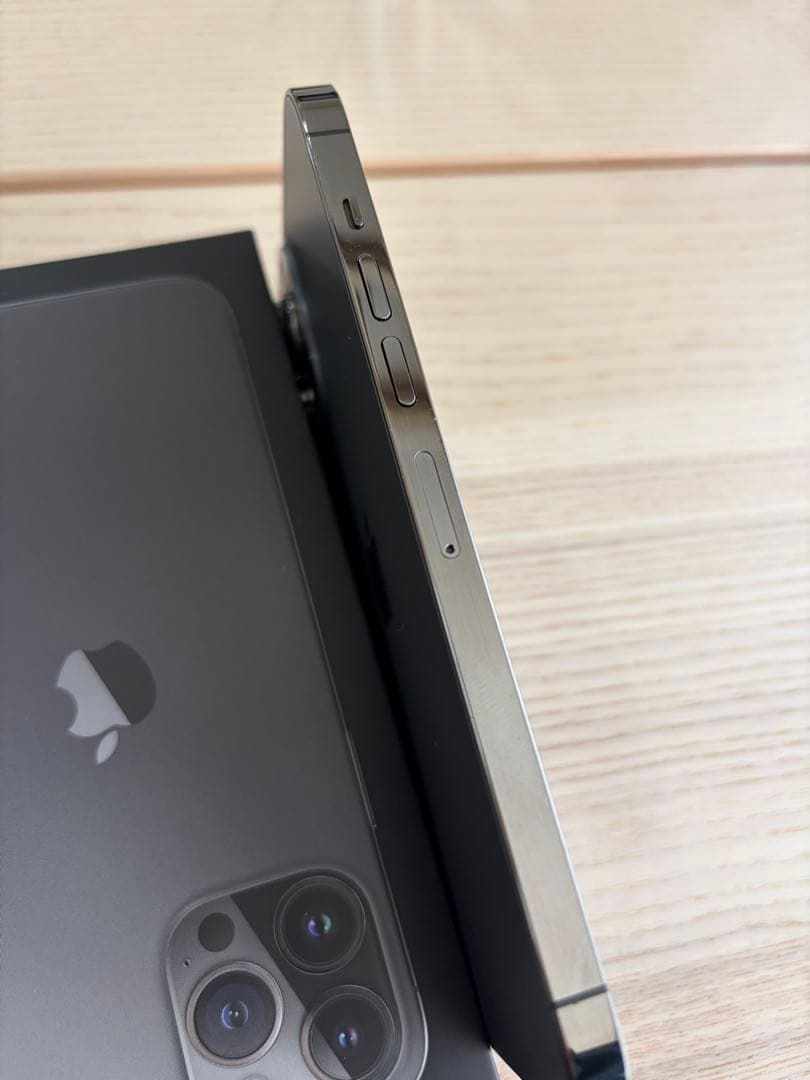 超美品、Apple iPhone 13 Pro max 256GB グラファイト