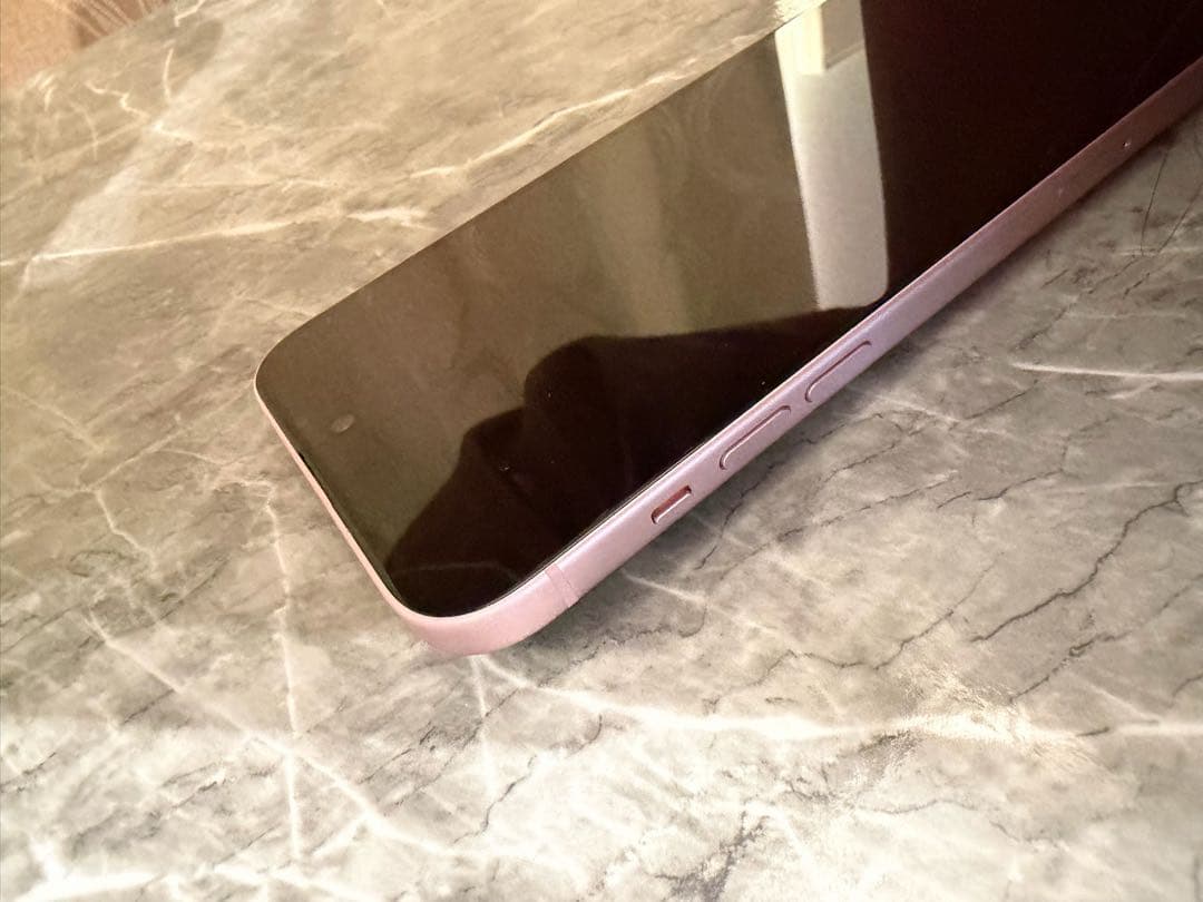 スマートフォン本体 iPhone15plus 128GB