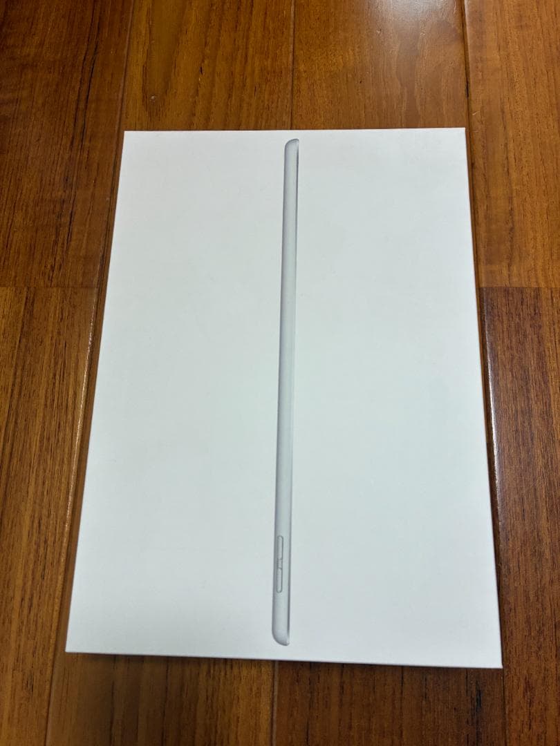 Apple iPad (第8世代) 32GB ホワイト 本体 箱・付属品付