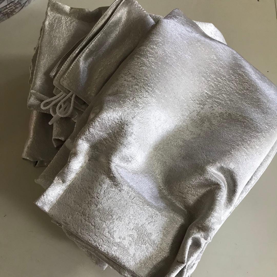 遮光カーテン　幅135cm×丈240cm2枚 シルバー