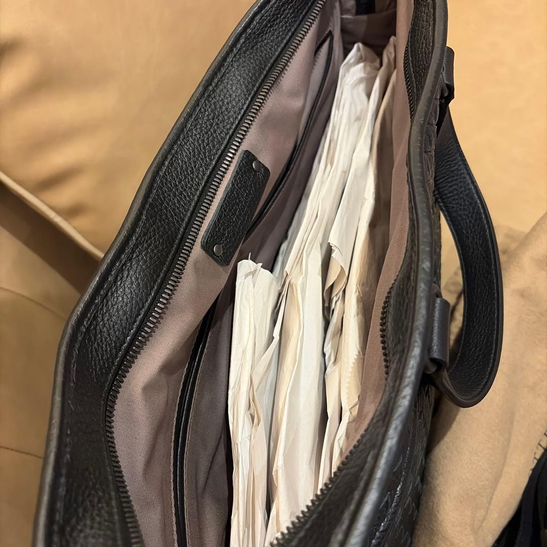 未使用★Bottega Veneta ブラック ビジネスバッグ