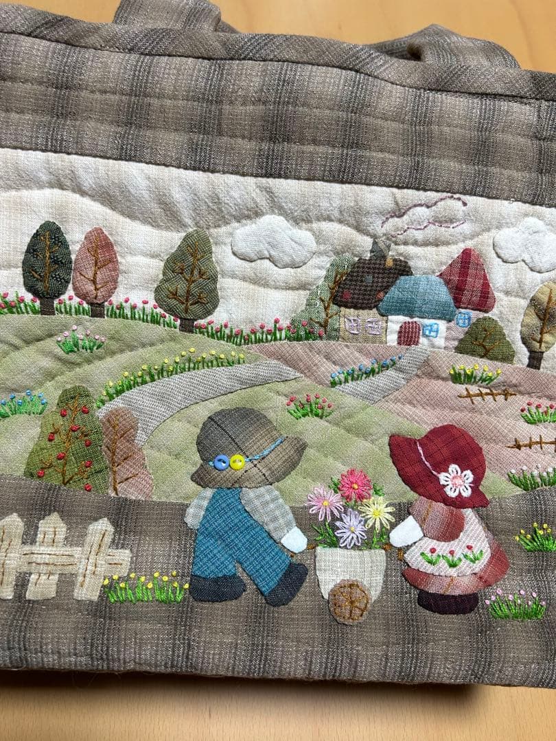 スーちゃんパッチワークバッグ　裏面ポケット付き