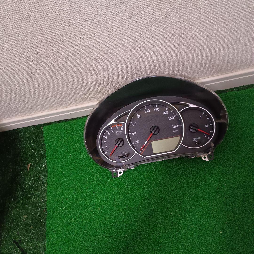 トヨタ ヴィッツ NCP120 スピードメーター メーターASSY 走行距離