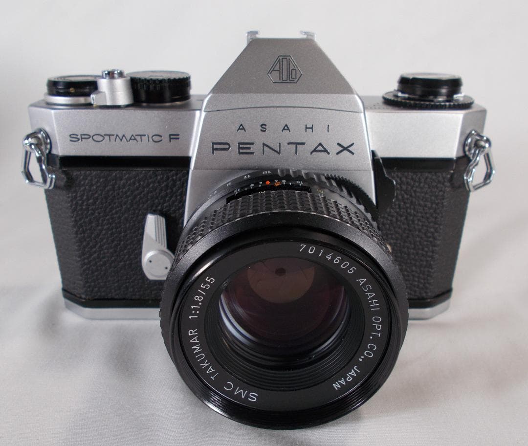 フィルムカメラ 整備済 完動品　Pentax SPF + f/1.8　S191