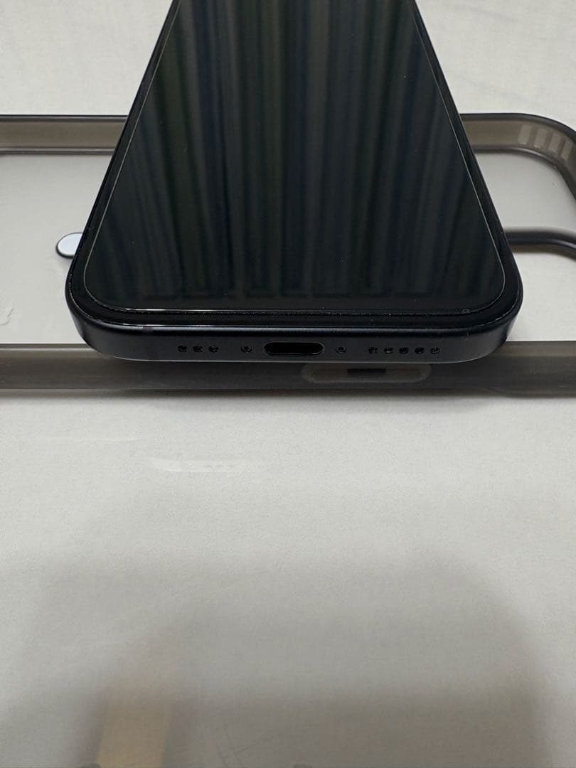 Apple iPhone 15 本体 ブラック128GB バティッリ100%