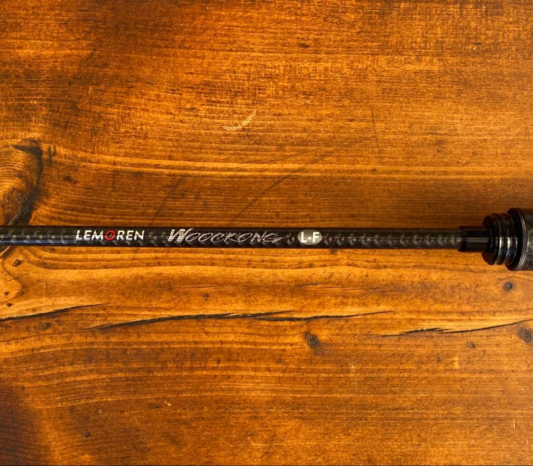 超軽量　カーボンロッド　ベイトロッド　C602L バスロッド　ウッドグリップ