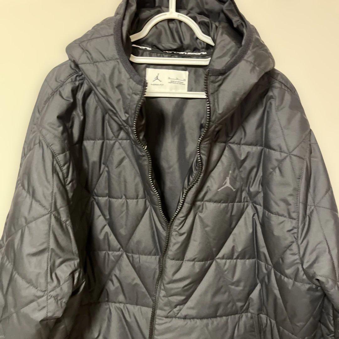 Jordan Therma-FIT ブラック ナイロンジャケット