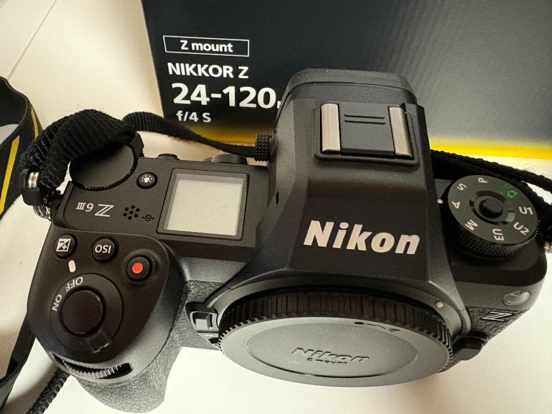 NIKON Z6Ⅲ　本体＆レンズ2本　他備品　箱あり　『美品』
