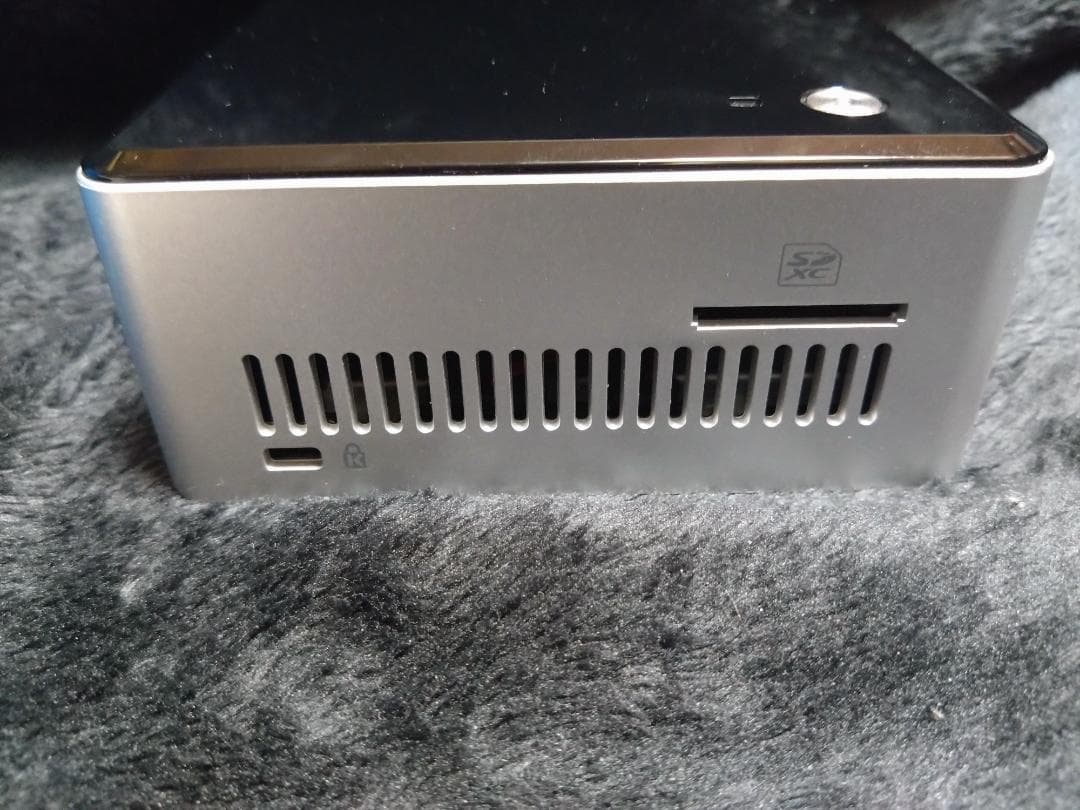 ベアボーン・キット Intel NUC NUC5PPYH