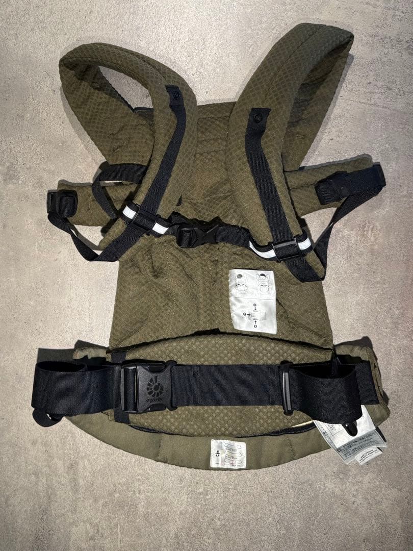 【どる円】エルゴベビー オムニブリーズ オリーブ ※防寒ケープ付けます