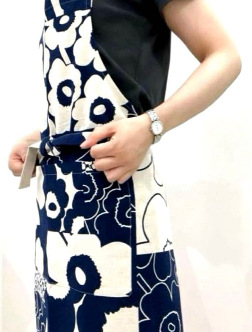 ✨新品未使用　マリメッコ　marimekko 60周年　ウニッコ　エプロン✨