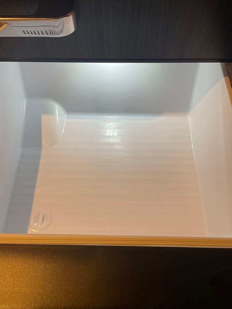 極美品　人気モデル　Aqours アクア　冷蔵庫　右開き　2024年式