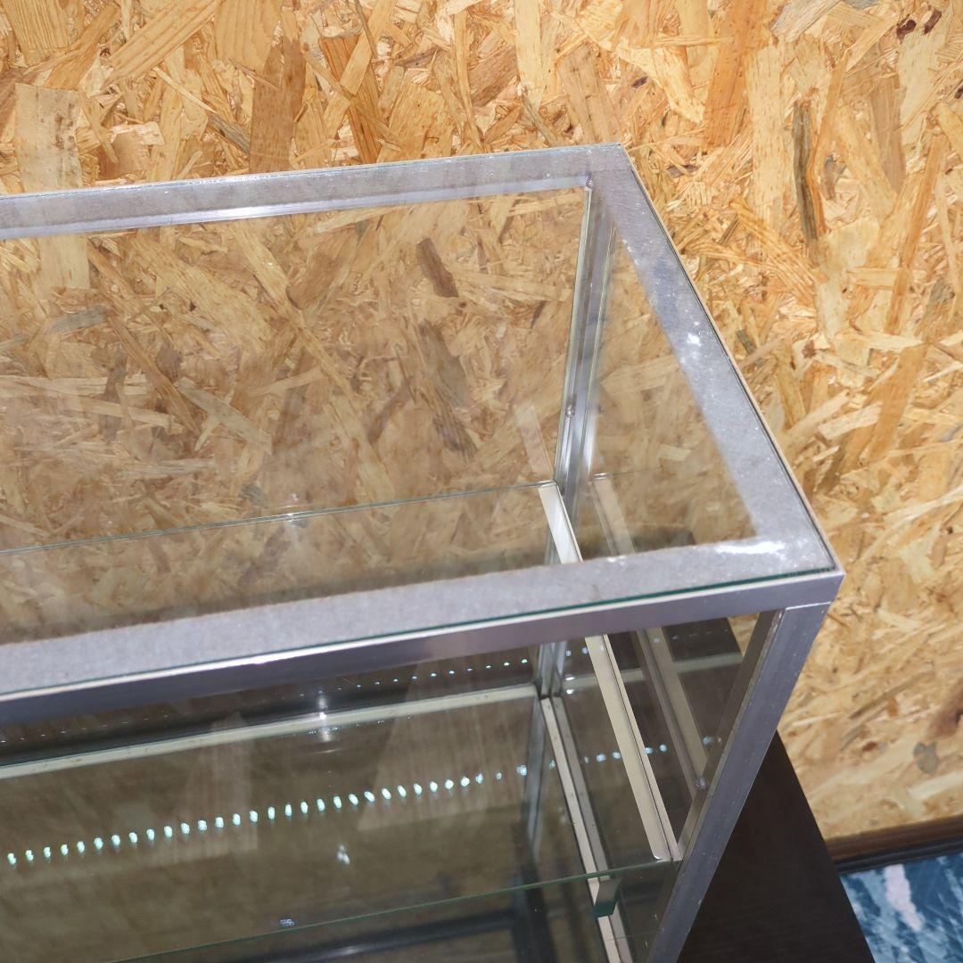 値下げ　アルミ 昭和レトロ ガラスショーケース 2段 ディスプレイ