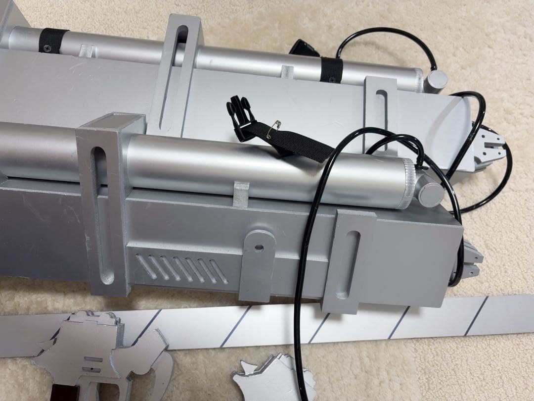 進撃の巨人 立体機動装置 コスプレ