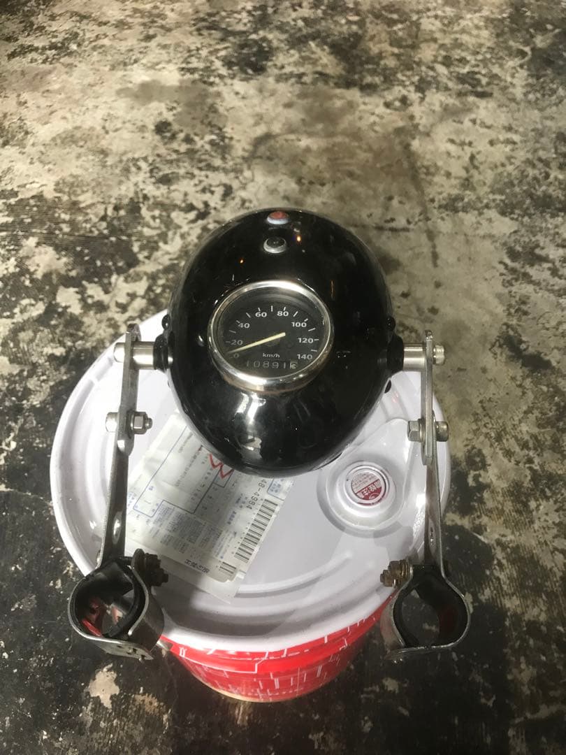 SR400 ヘッドライト　ヘッドライトケース