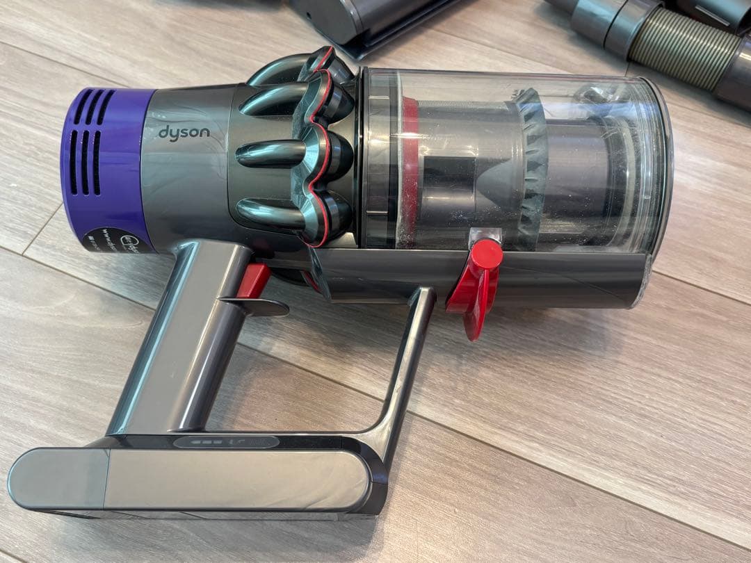 ダイソン DYSON V10 SV12 掃除機 作動品 towerスタンド付 赤