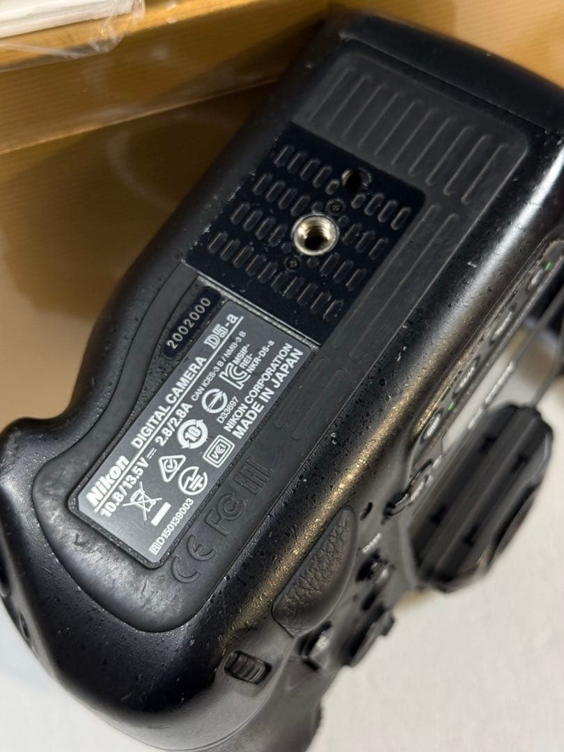 Nikon ニコン D5 XQD-Type ボディ カメラ中古品　動作良好です。