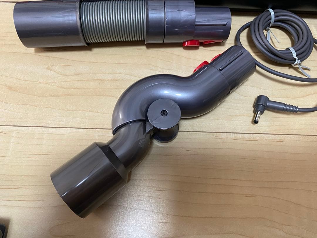 Dyson ダイソン cyclone v10 コードレス掃除機　【匿名発送】