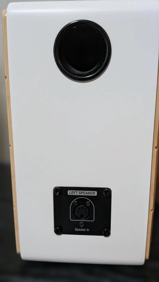 EDIFIER ED-S880DB　Kanto製スピーカースタンド同梱