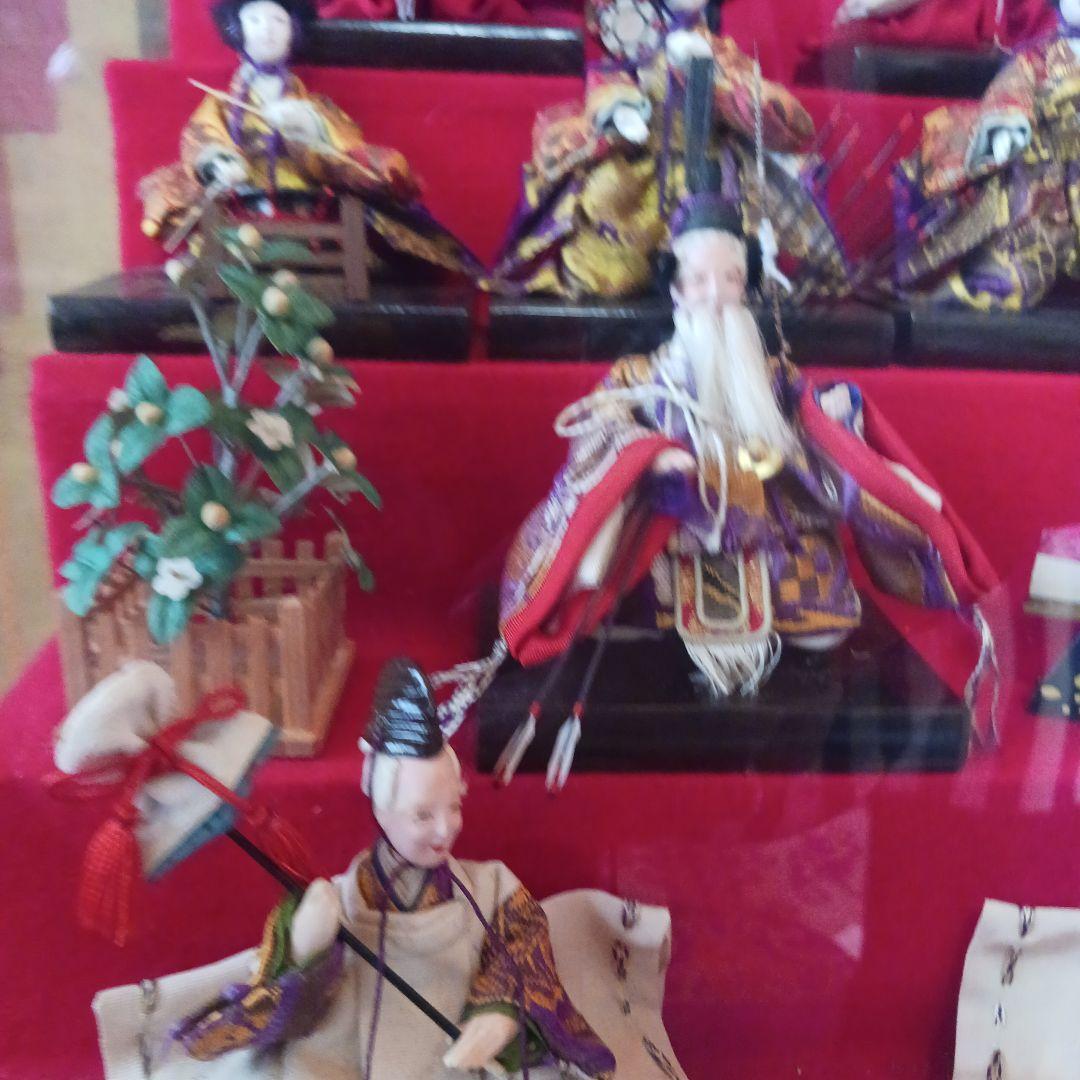 雛飾り　ケース入り