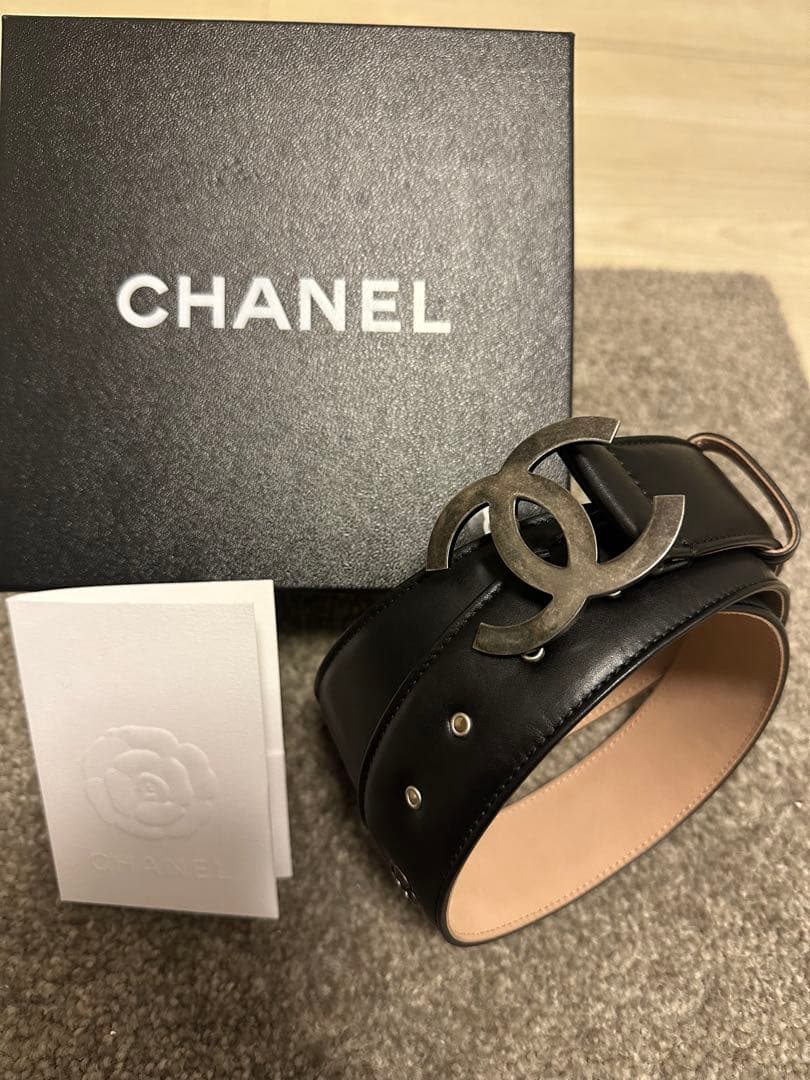 【ほぼ未使用】シャネル ココマーク ベルト カメリア NO.5香水瓶 85/34