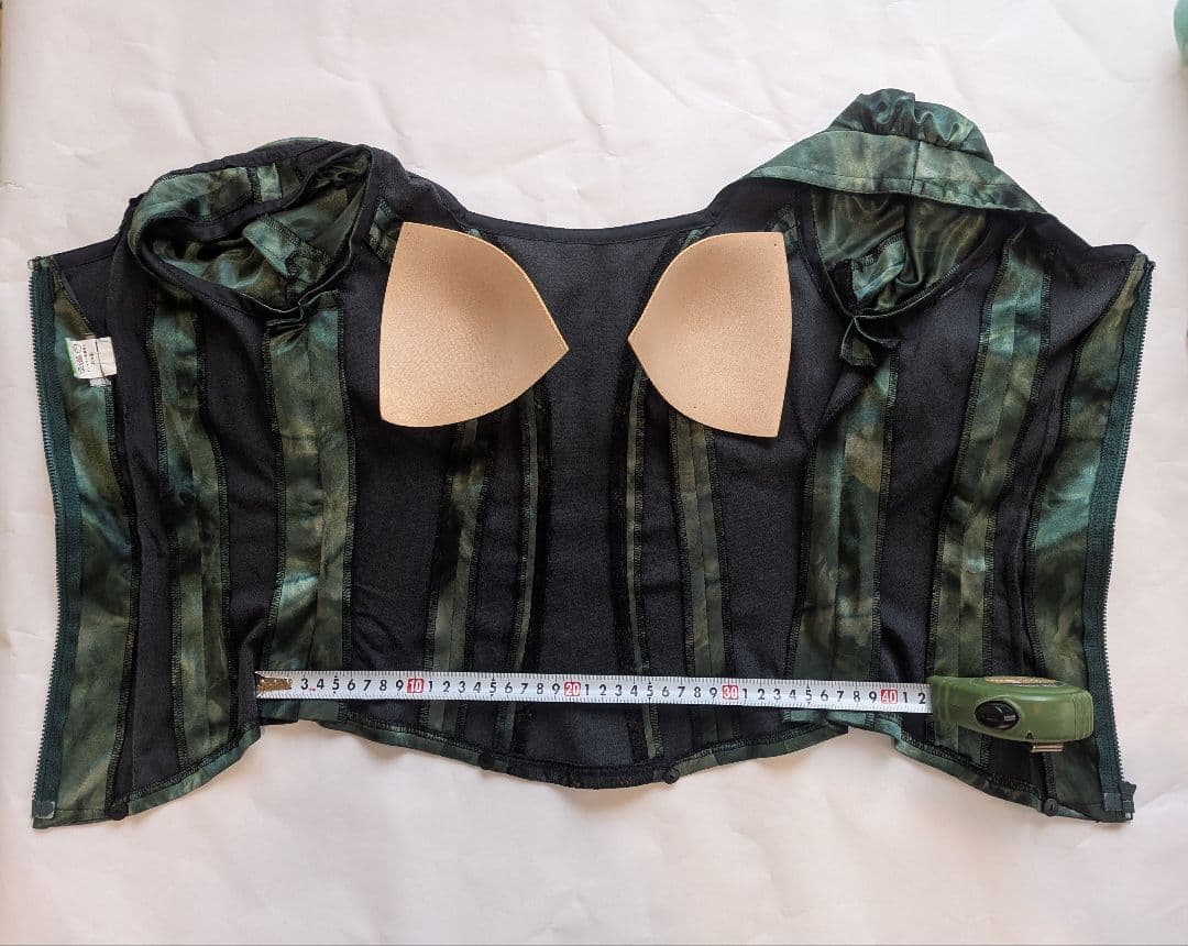 フラメンコ ツーピース ドレス グリーン レース フリル ナジャハウス Mサイズ