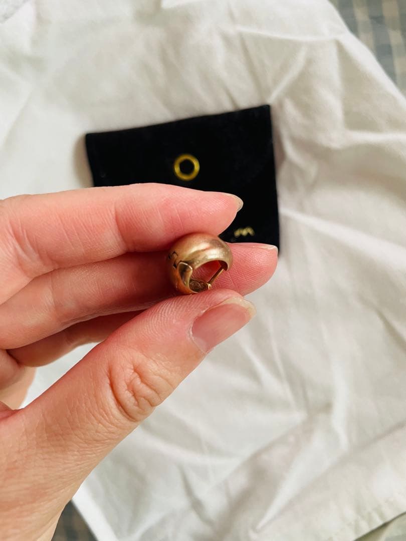 HUMETE CLASSIC PIERCEDEARRINGS hum 定価29万