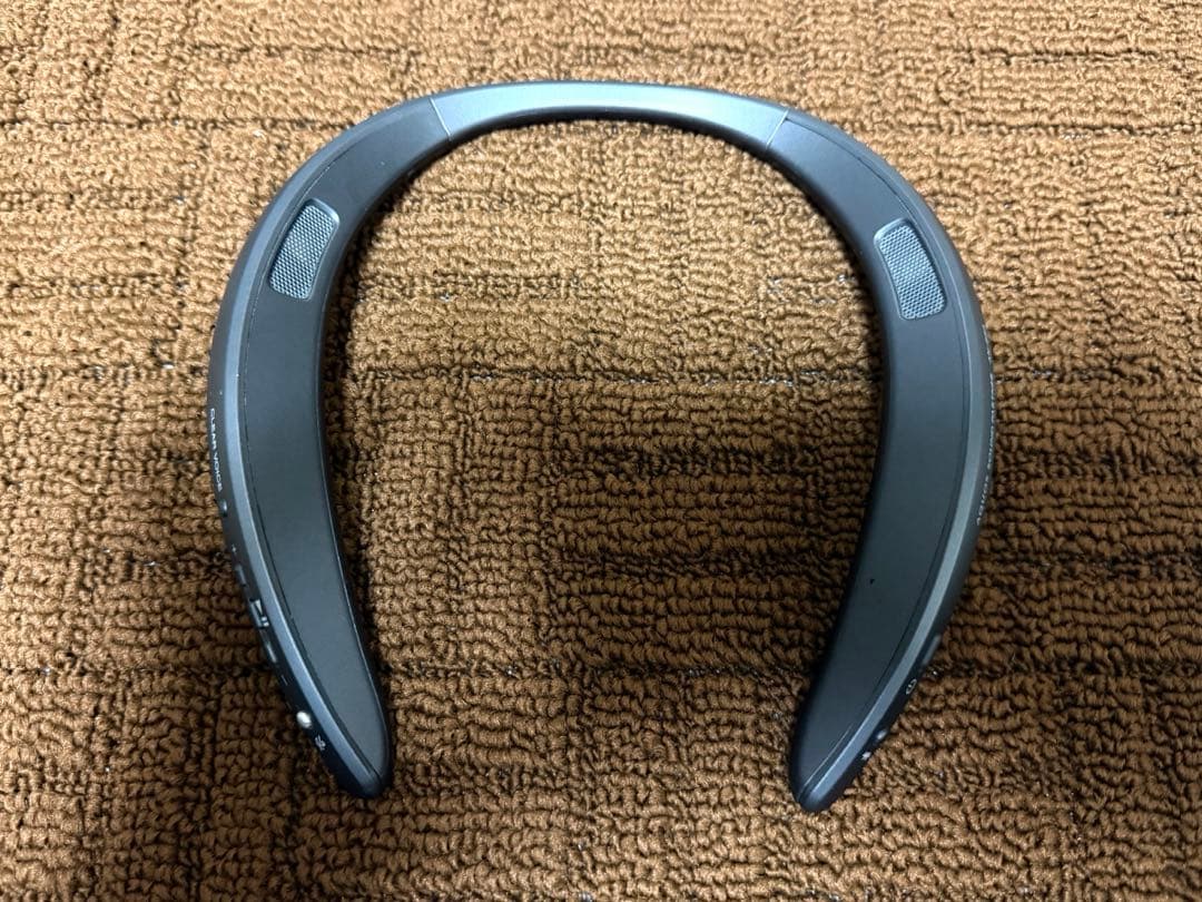 【美品】シャープ AN-SS3-B ウェアラブルネックスピーカー ブラック