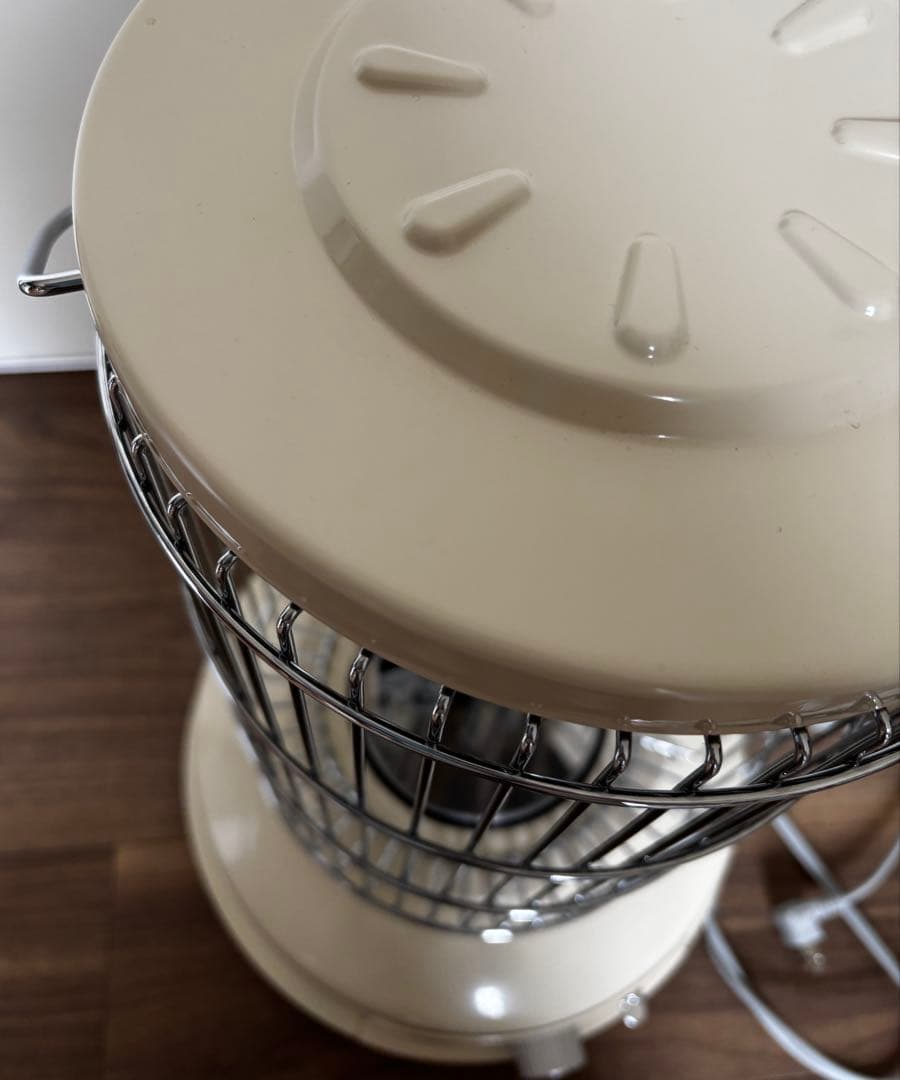 アラジン　グラファイトフレームヒーター＊ホワイト