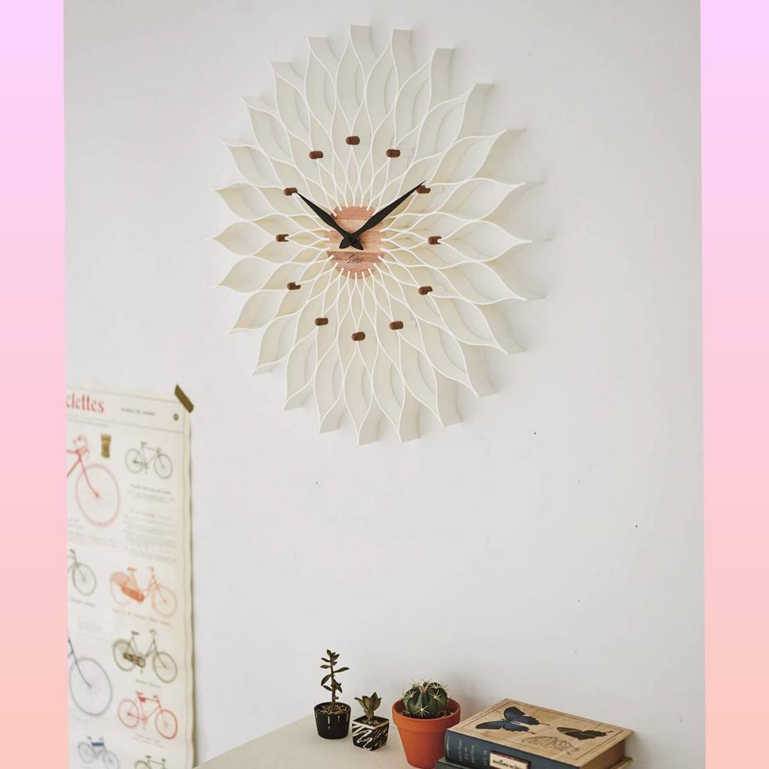 ☆満開のダリアのよう　大輪　掛け時計　北欧　おしゃれ　白