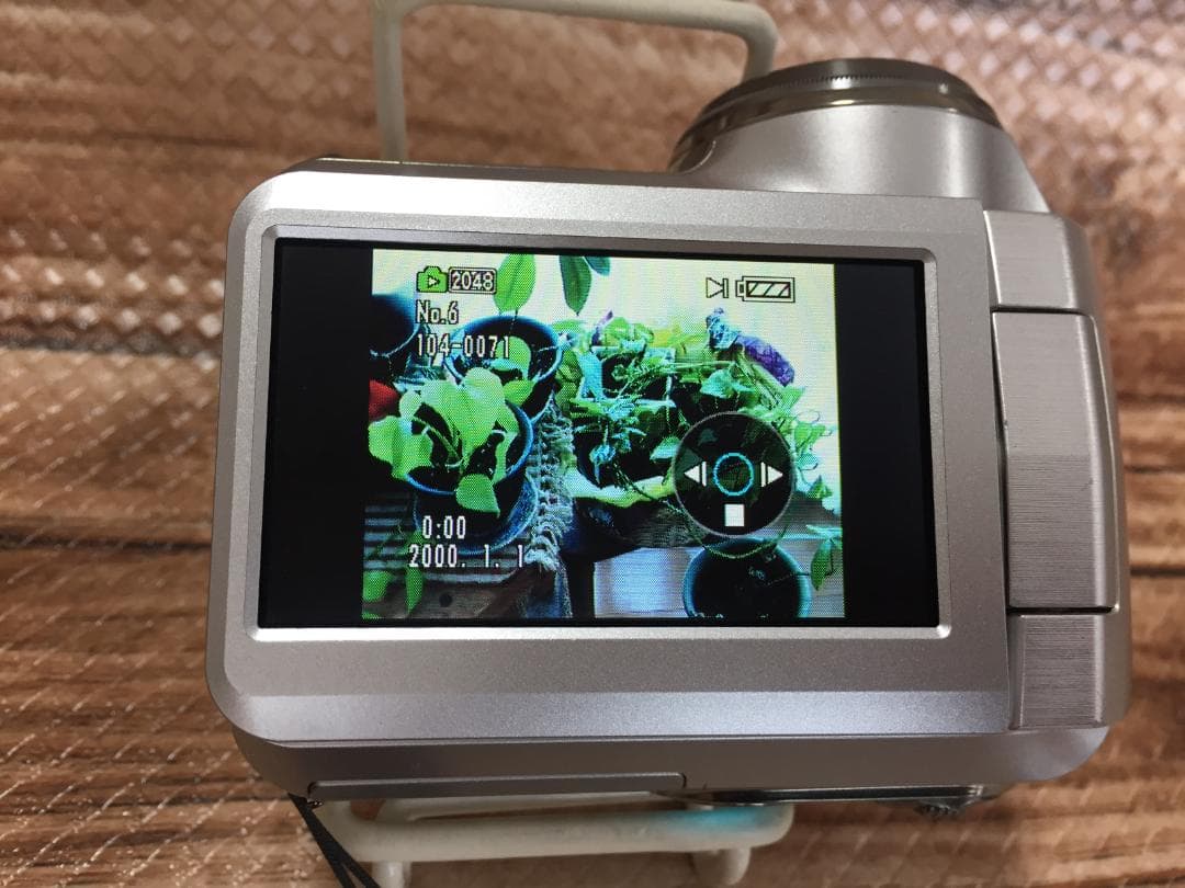 撮影画像あり　良品　Panasonic　SDR-S100　付属品有　動作良好