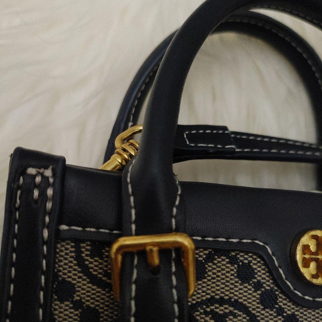 今週限定出品！美品！Tory Burch ミニショルダーバッグ ネイビー