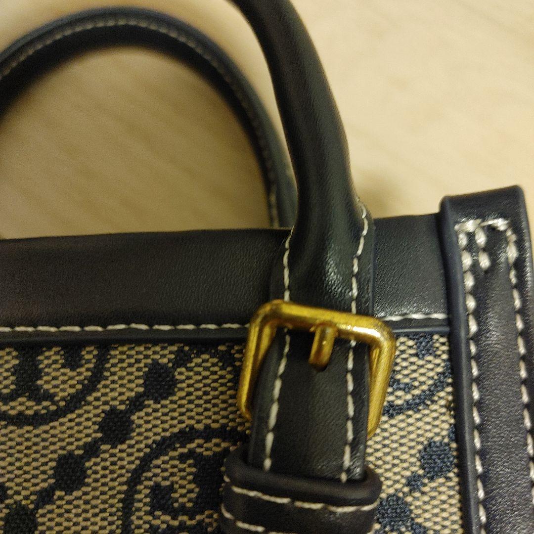 今週限定出品！美品！Tory Burch ミニショルダーバッグ ネイビー