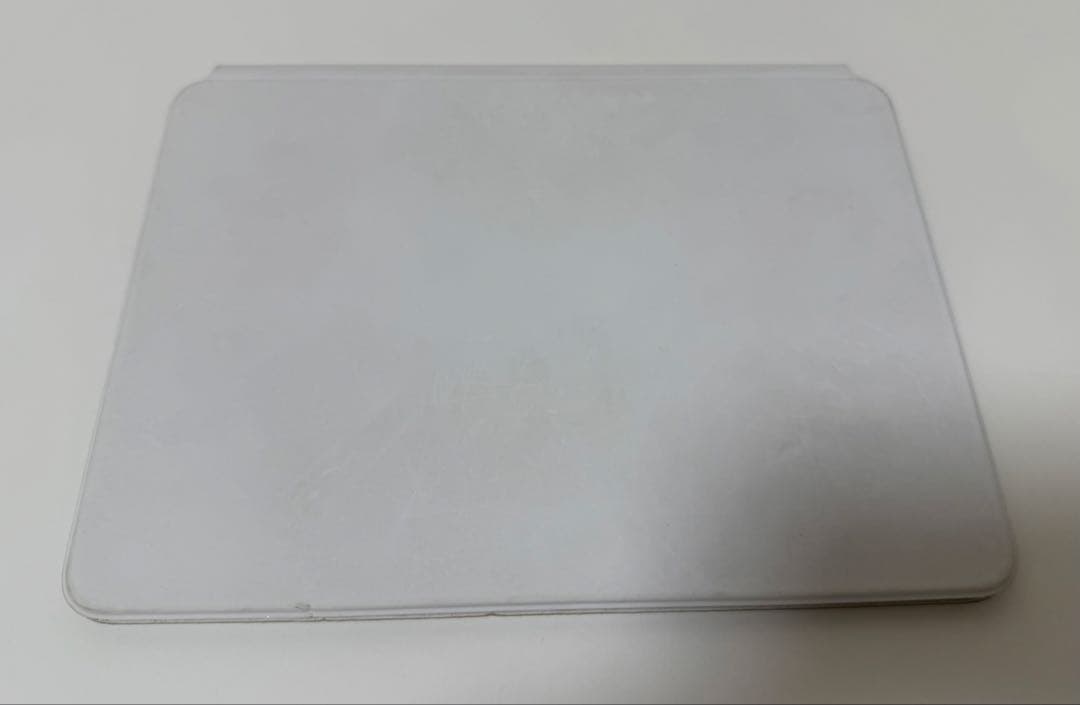 iPadAir第5世代64GBパープル　MagicKeyboardホワイト