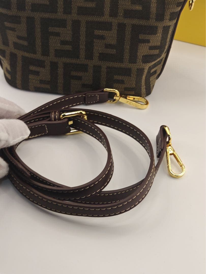 FENDI ズッカ柄 ミニハンドバッグ 2WAY ショルダーバッグ