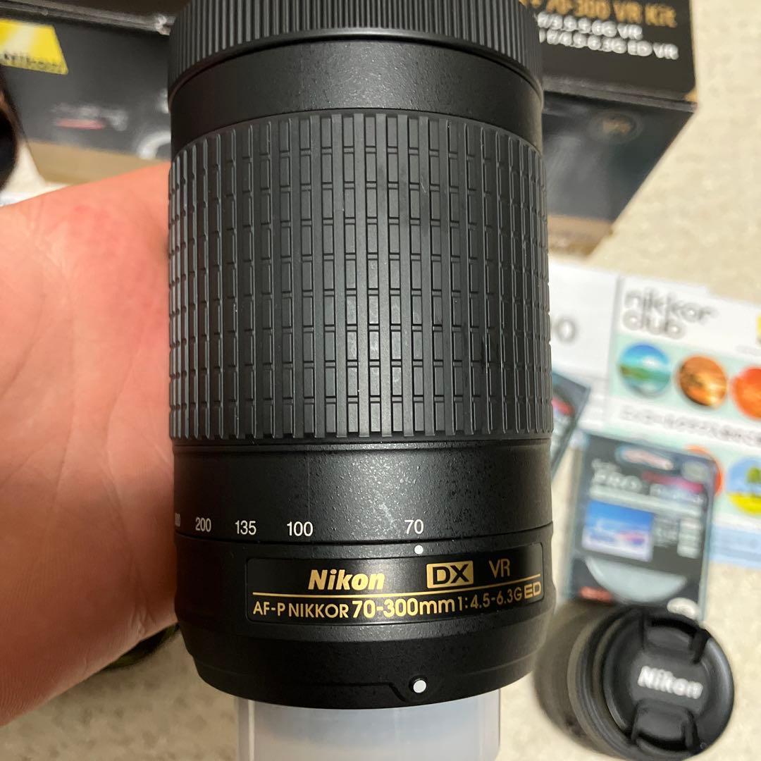 美品 Nikon D5600 ダブルレンズキット