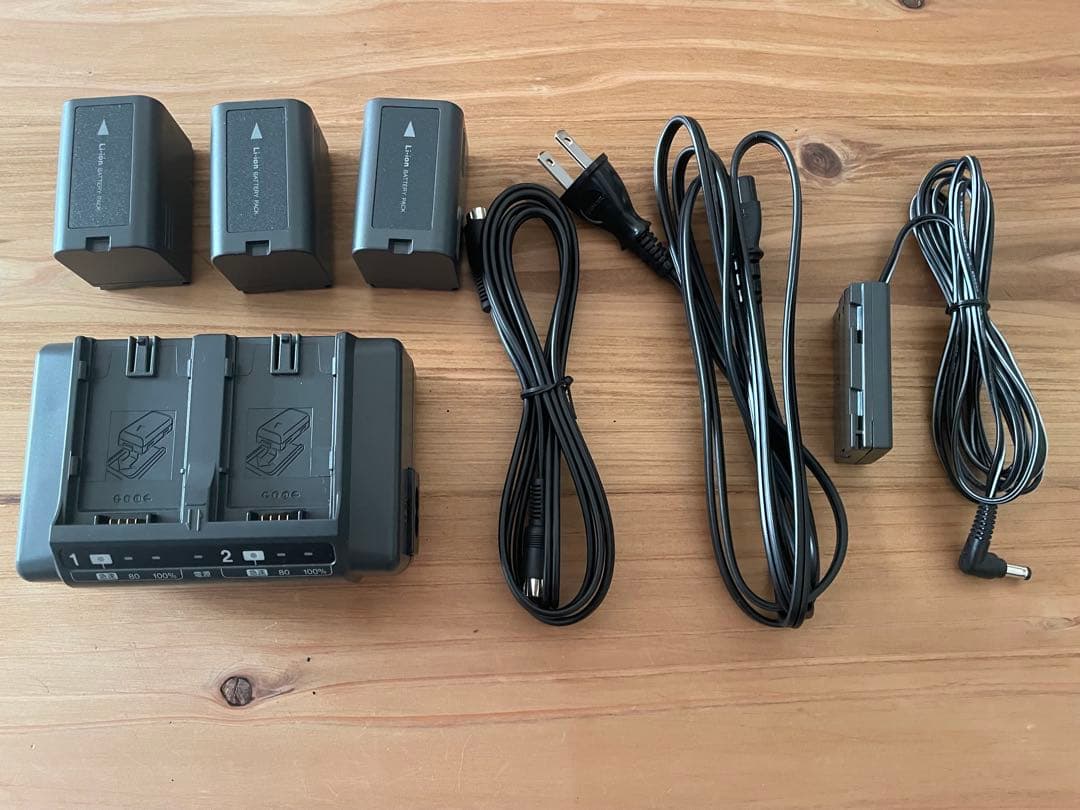 動作品【美品】Panasonic NV-MX3000 ビデオカメラ 本体