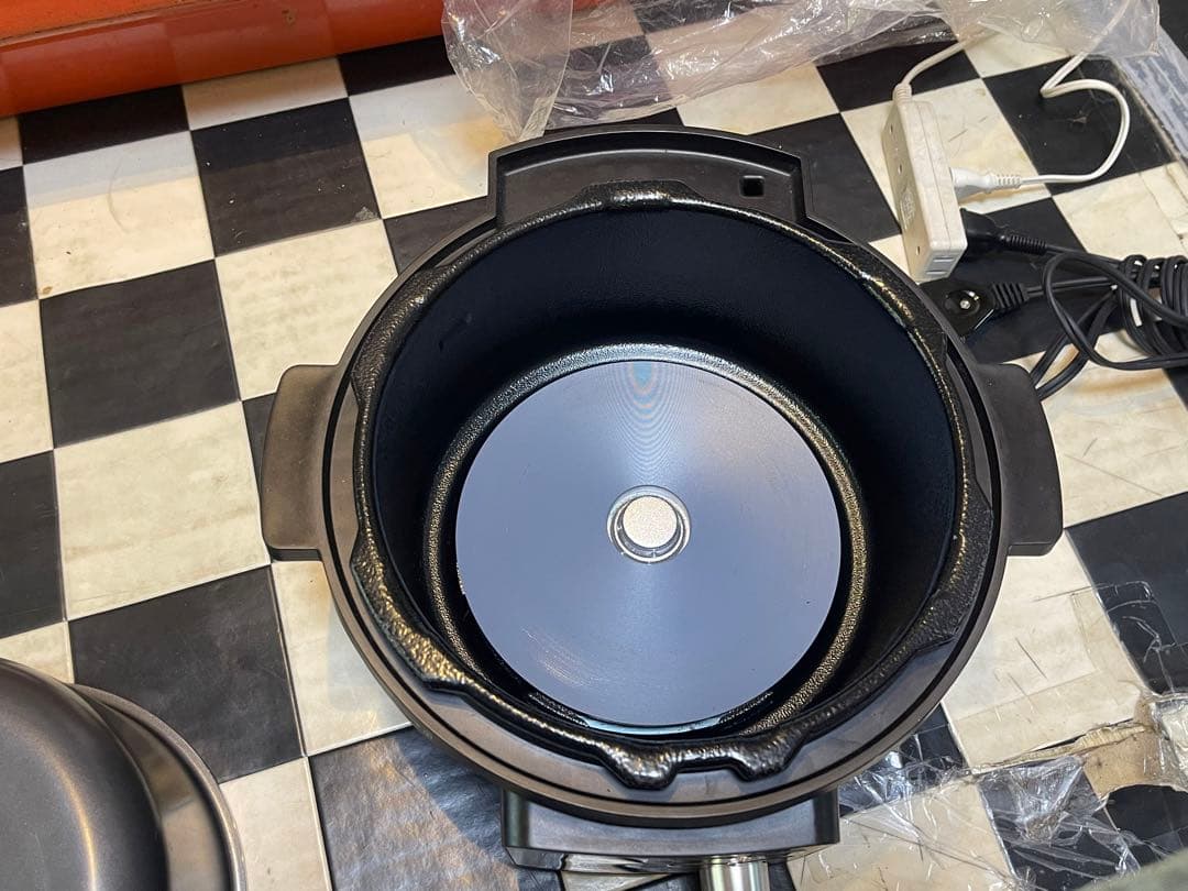 アイリスオーヤマ　電気圧力鍋　ブラック　 PMPC-MA4-B