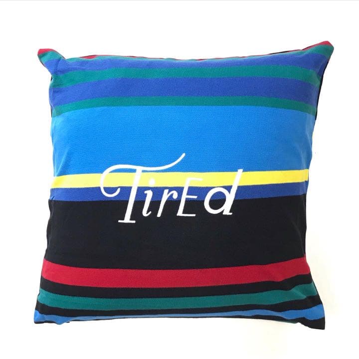 TIRED クッション