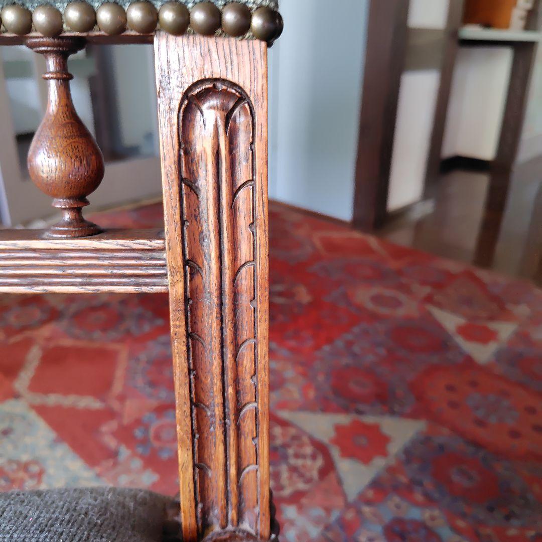 ベルギー　アンティーク　ナポレオン　チェア　プチポワンの椅子