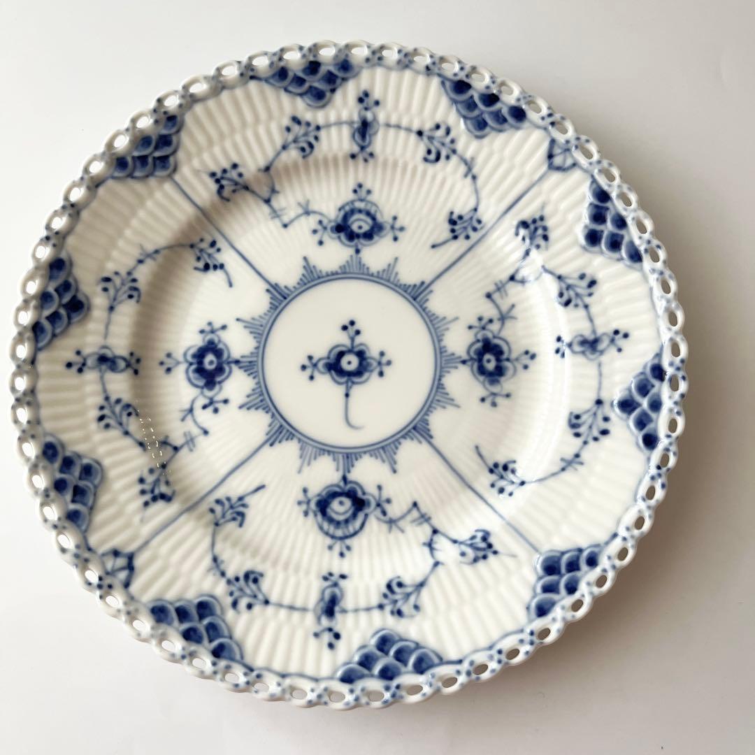 ロイヤルコペンハーゲン ブルーフルーテッド フルレース プレート3枚①