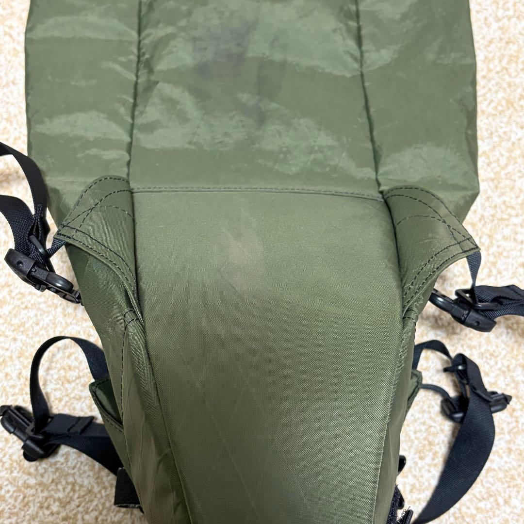 オリーブグリーン メッセンジャーバッグ