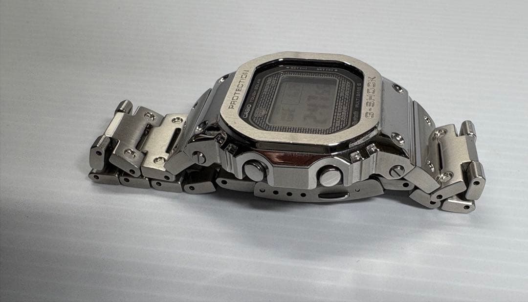 人気のフルメタ・日本製造・箱付❗️CASIO・G-SHOCK・GMW−B5000D