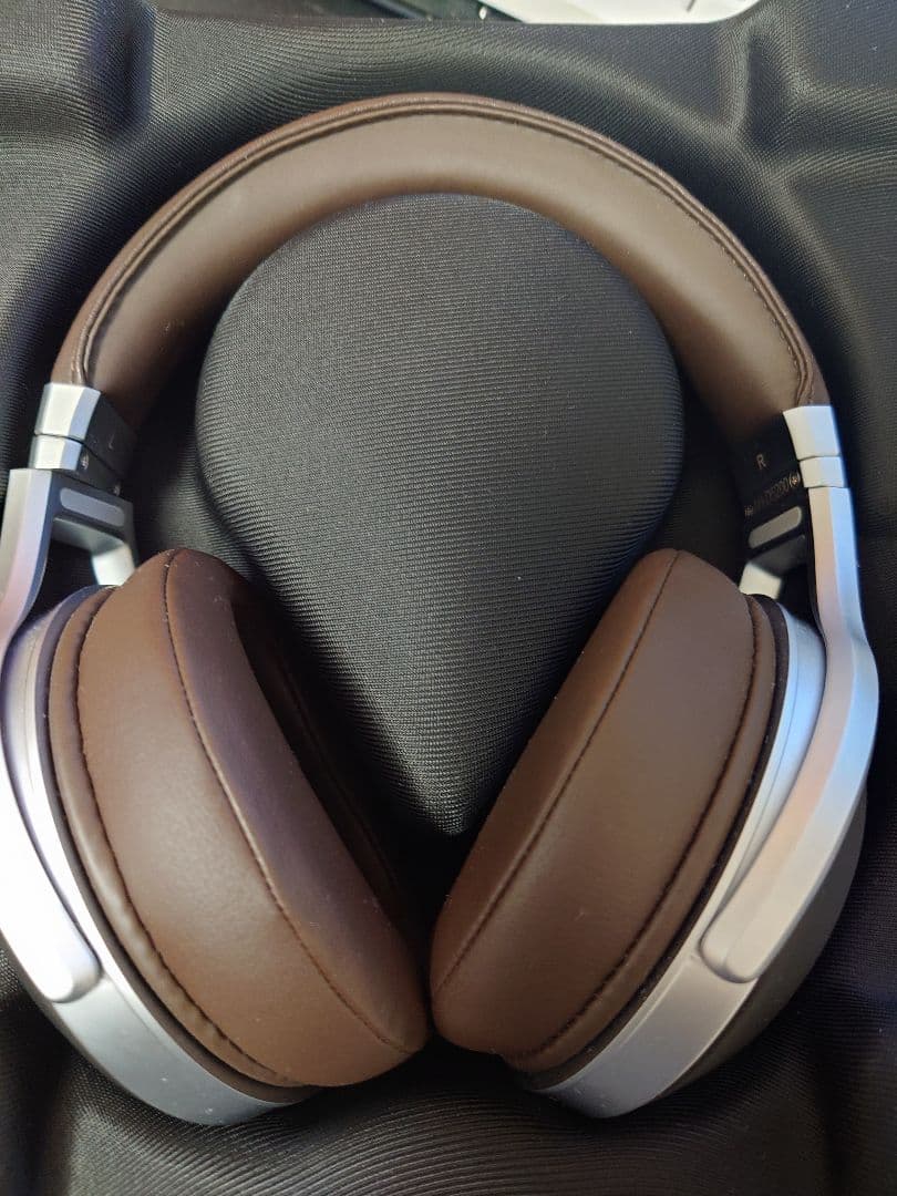 ヘッドホン DENON AH-D5200