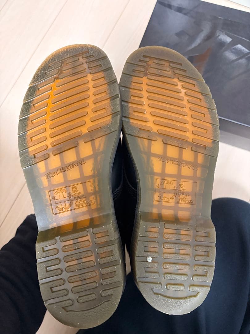 Dr.Martens 8ホール UK9[箱無し]