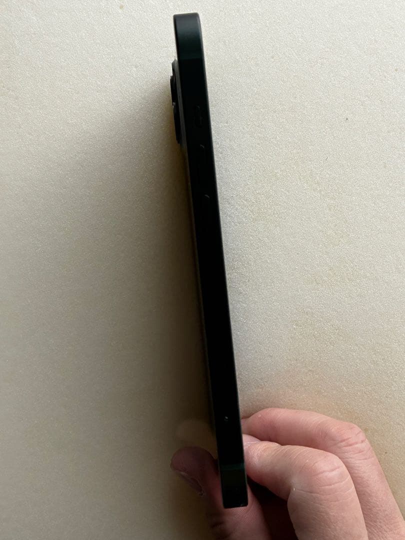 iPhone 13 ミッドナイトグリーン 本体　SIMフリー