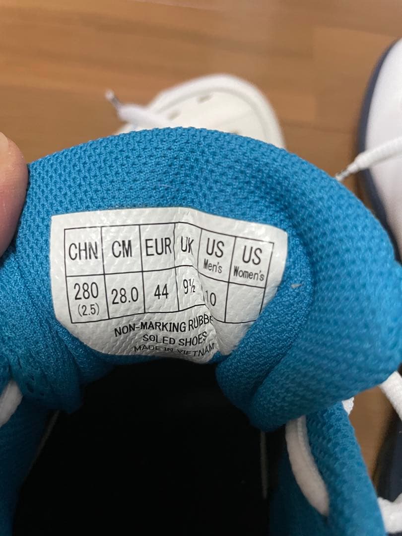 YONEX パワークッション65Zバドミントンシューズ 28.0㎝