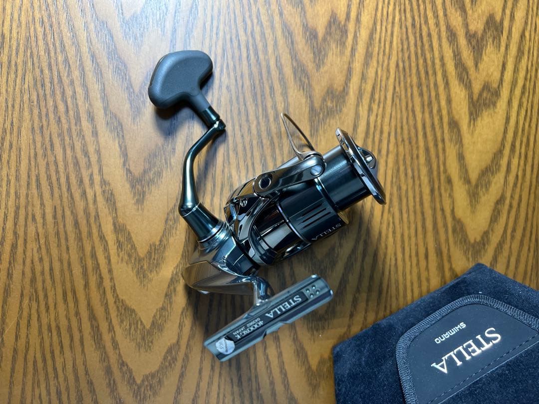 SHIMANO 22STELLA 4000XG 専用ケース付き